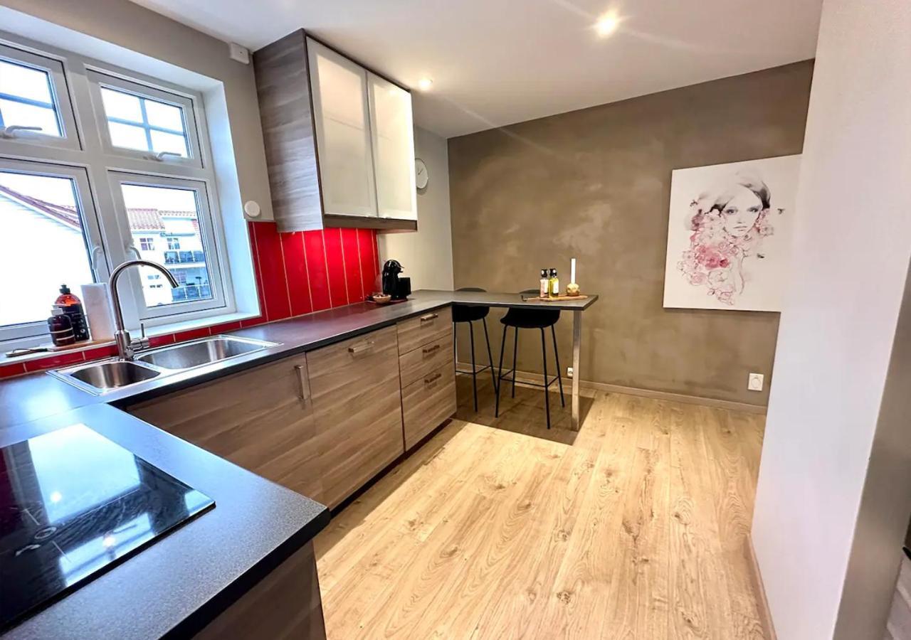 Stylish & Bright Penthouse - Office - 5 Star Location! Apartment Egersund Exterior photo